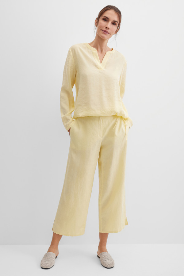 Брюки широкие прямые укороченные